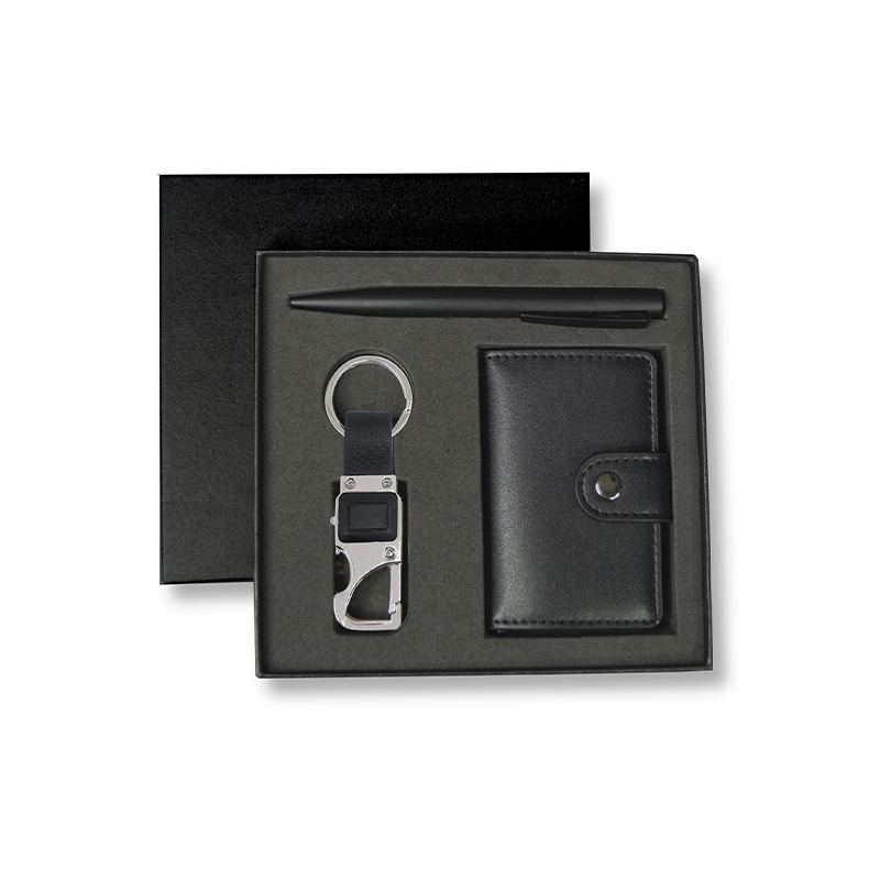 REINE – Set of RFID Card Holder, Key Chain and Pen – Black